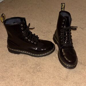 Women’s Dr. Marten Boots